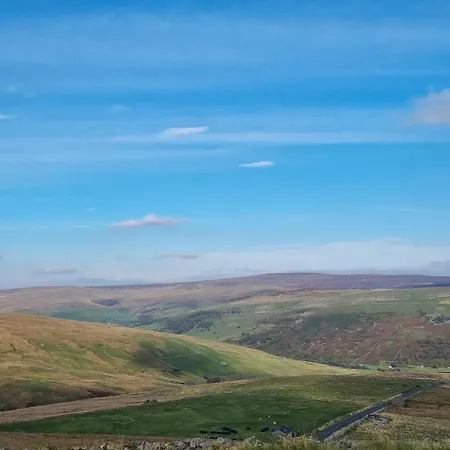 Station * Hawes