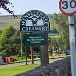 Station Hawes